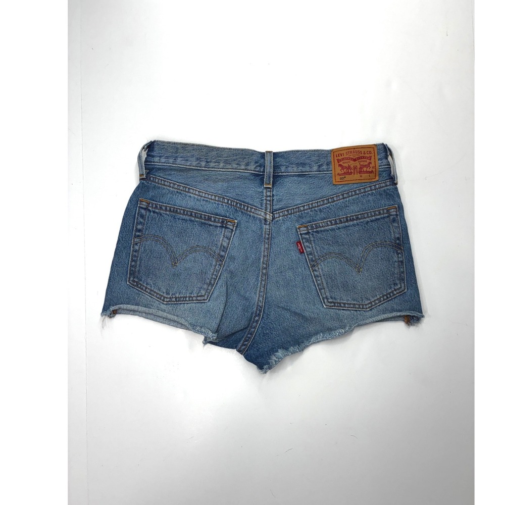 Levis 501 Womens High Rise Denim Shorts Medium Wash Raw Hem Size 27 32317-0046